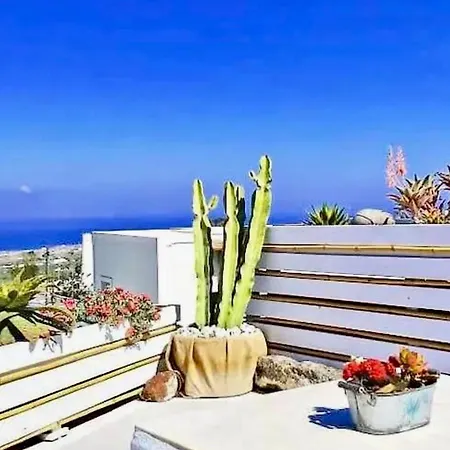 Chic In Santorini Serenity And Style By The Sea