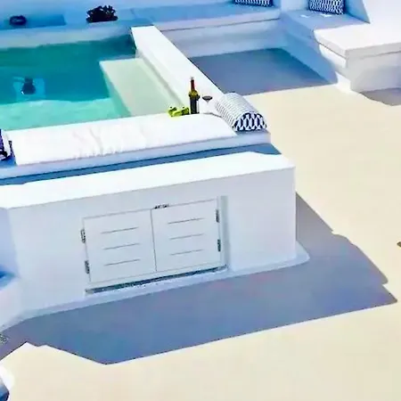 Chic In Santorini Serenity And Style By The Sea